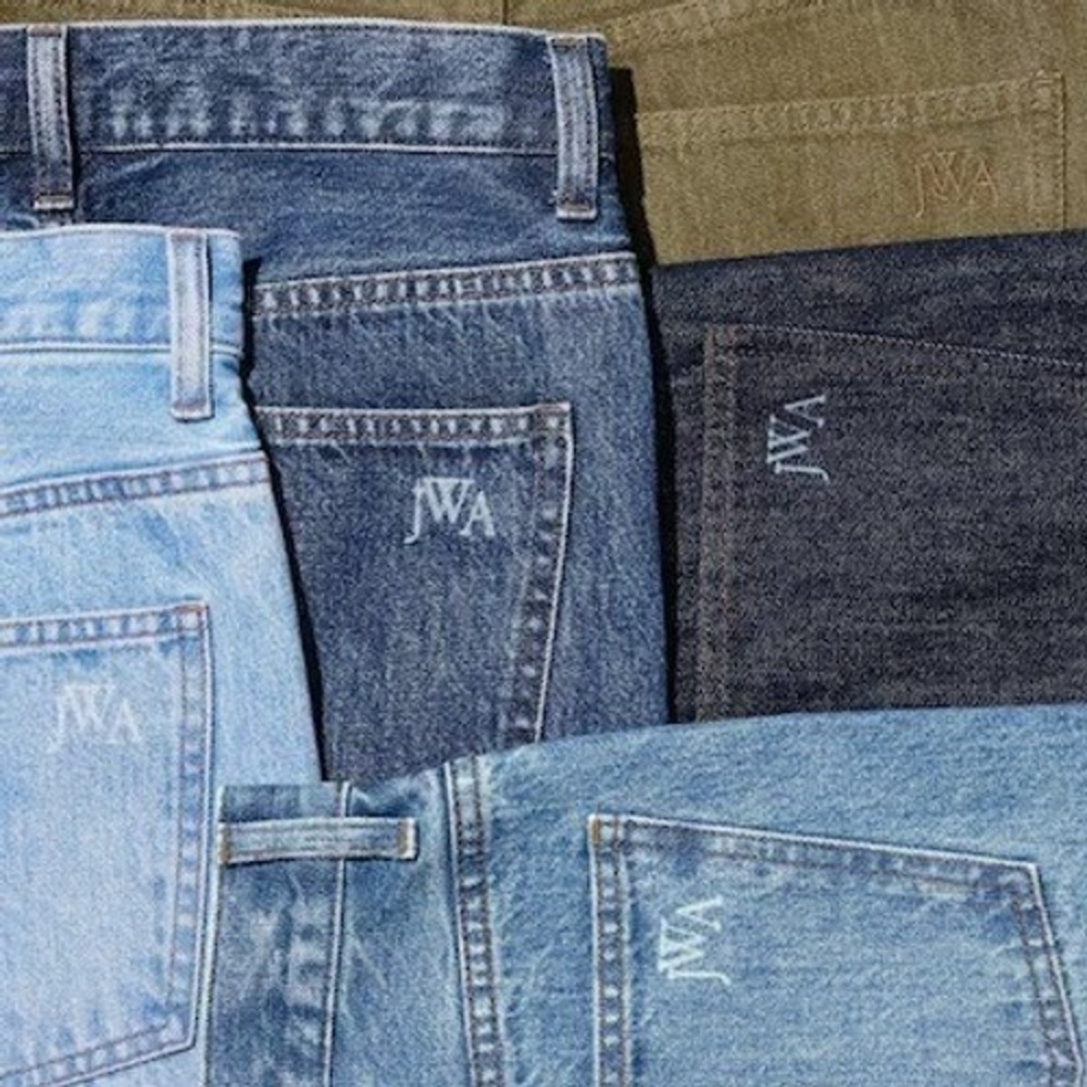 JW Anderson Uniqlo Straight Fit Denim Jeans Women 32x27 Medium Blue 100% Cotton - Picture 9 of 9